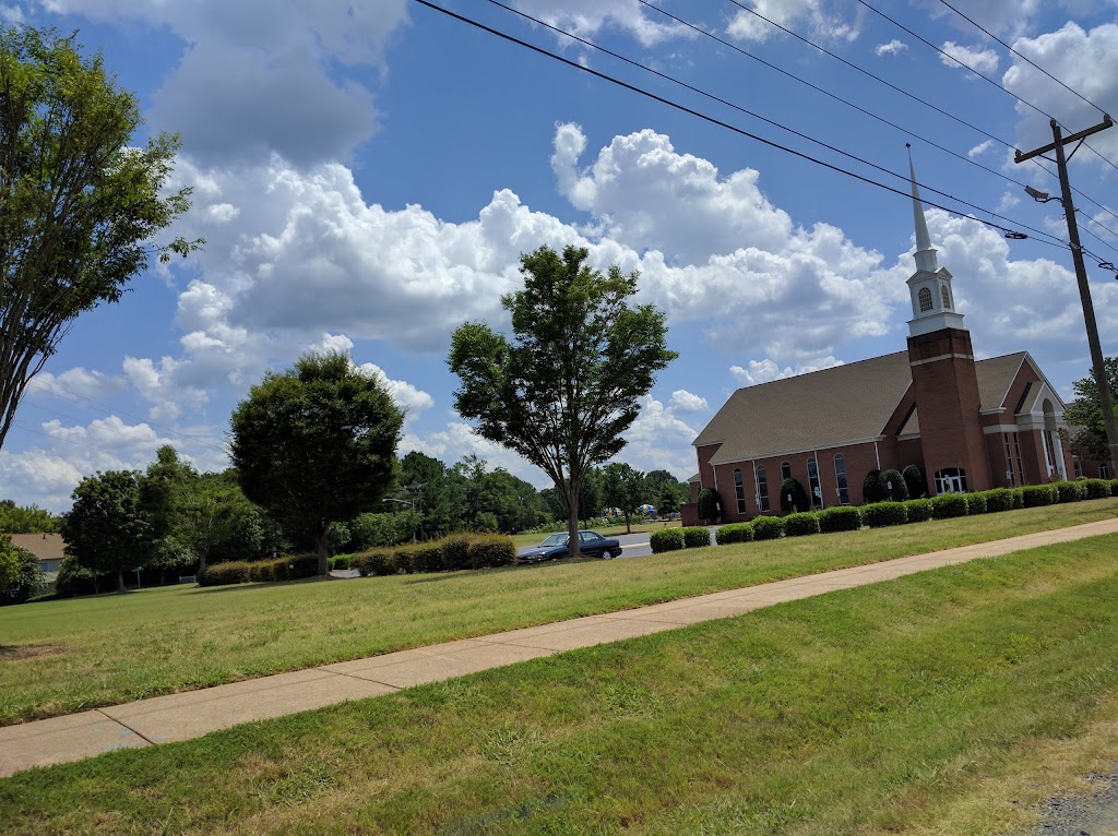 Matthews United Methodist Church | 801 S Trade St, Matthews, NC 28105, USA | Phone: (704) 847-6261