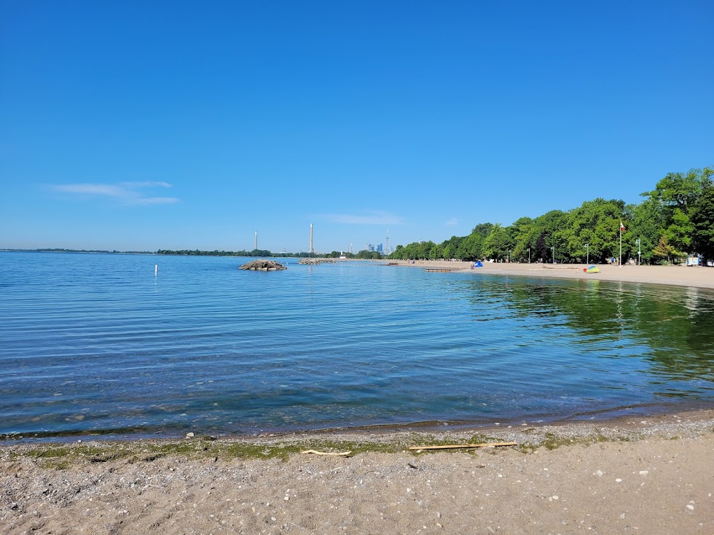 Balmy Beach Park | 1 Beech Ave, Toronto, ON M4E 3H3, Canada | Phone: (416) 338-4386