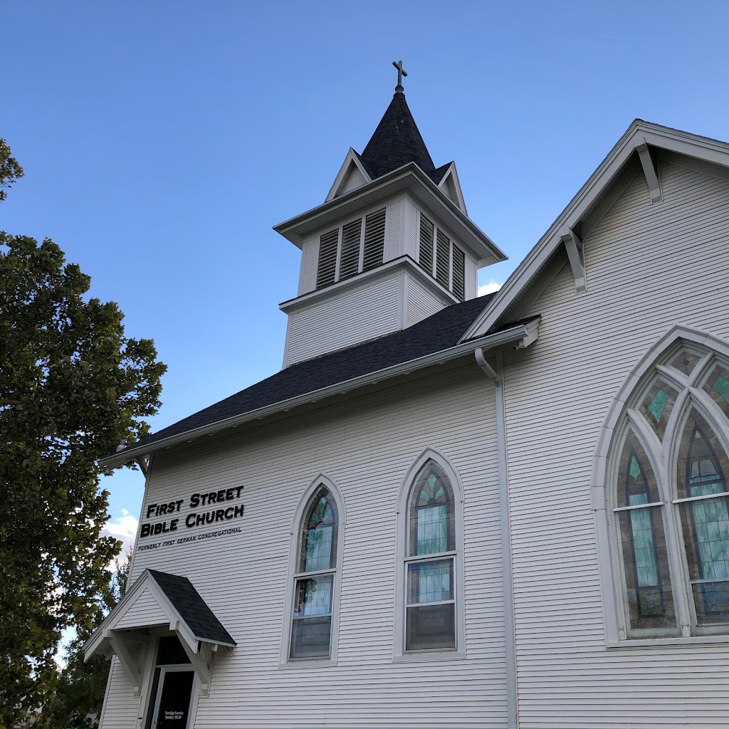 First Street Bible Church | 100 W F St, Lincoln, NE 68508, USA | Phone: (402) 476-3080