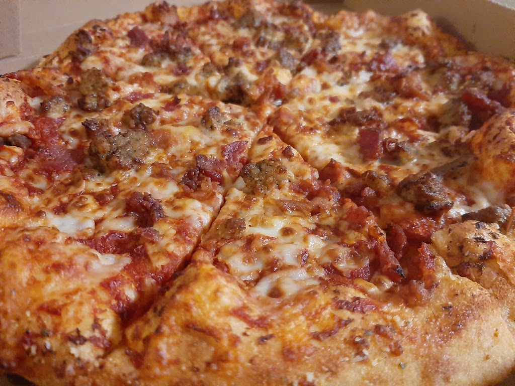 Dominos Pizza | 101 S Hampton Rd, DeSoto, TX 75115, USA | Phone: (972) 223-0400