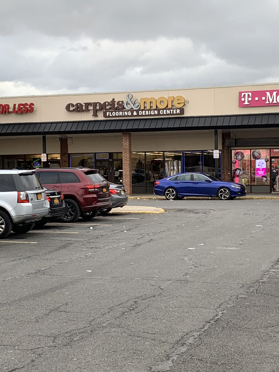 Carpets & More | 3251 Richmond Ave, Staten Island, NY 10312, USA | Phone: (718) 605-0909