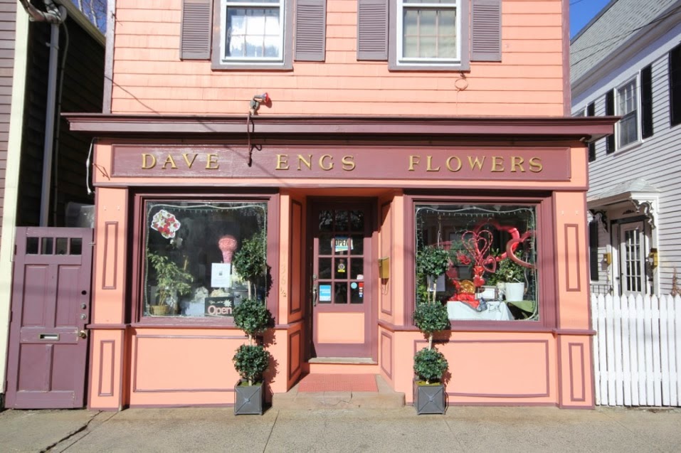 Dave Eng Flowers | 136 Derby St, Salem, MA 01970, USA | Phone: (978) 745-0035