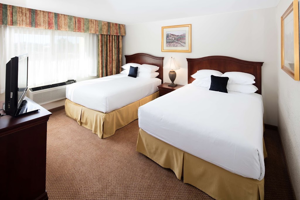 Perris Hotel Inn and Suites | 480 S Redlands Ave, Perris, CA 92570, USA | Phone: (951) 943-5577
