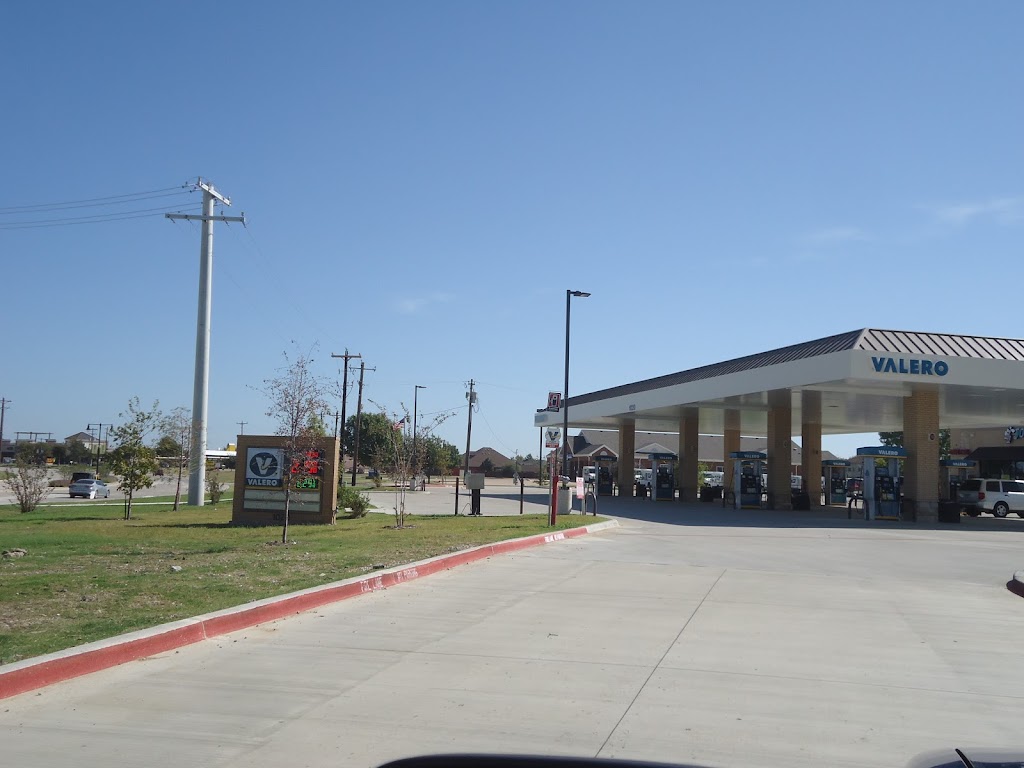 Valero | 1020 W Eldorado Pkwy, Little Elm, TX 75068, USA | Phone: (210) 345-2000