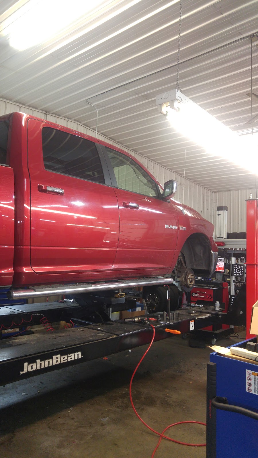 Modern Tire & Services Center Inc | 3736 E US Hwy 64, Lexington, NC 27292, USA | Phone: (336) 248-5369