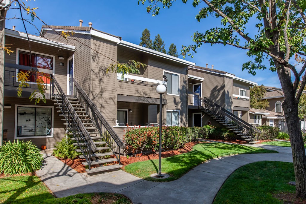 Monte Vista Apartments | 16945 Del Monte Ave, Morgan Hill, CA 95037, USA | Phone: (844) 734-5434