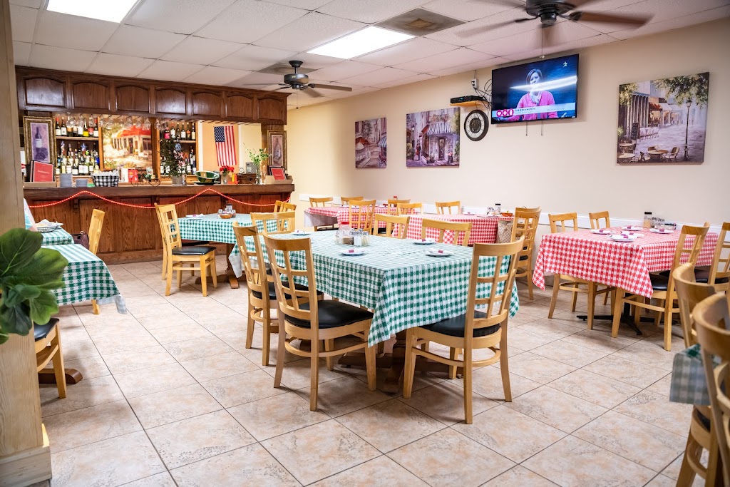 Italianos Restaurant | 5442 River Oaks Blvd, River Oaks, TX 76114, USA | Phone: (817) 720-7388