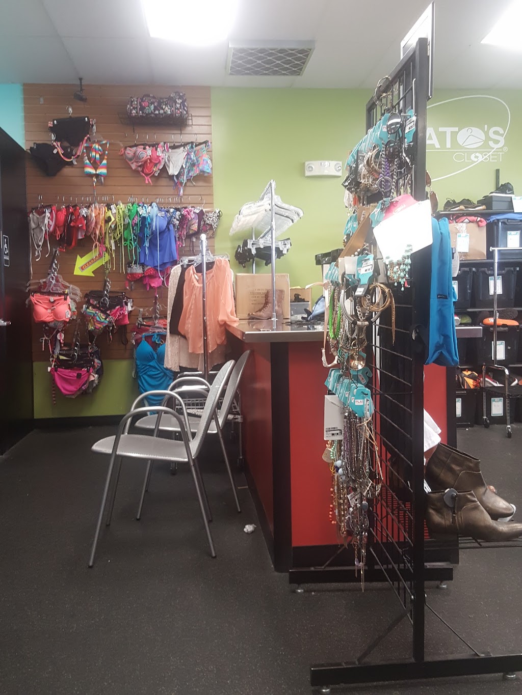 Platos Closet Reynoldsburg | 2087 Baltimore-Reynoldsburg Rd, Reynoldsburg, OH 43068, USA | Phone: (614) 552-5050