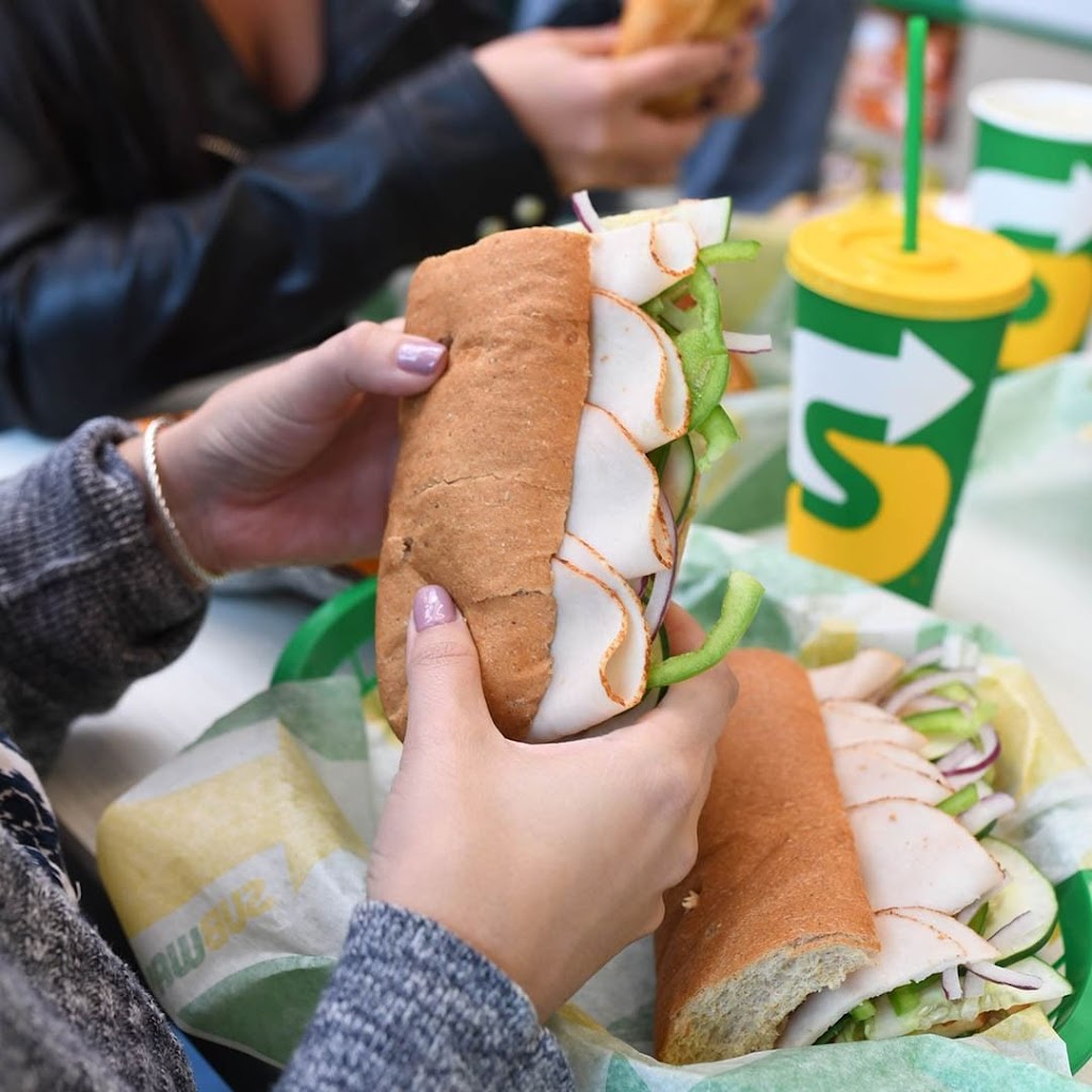 Subway | 12020 SW 8th St, Miami, FL 33184, USA | Phone: (305) 207-2648