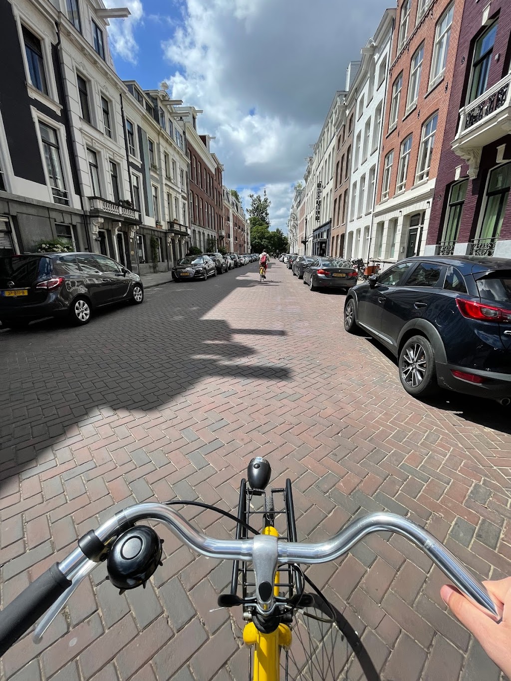 Yellow Bike Tours & Rental | Nieuwezijds Kolk 29, 1012 PV Amsterdam, Netherlands | Phone: 020 620 6940