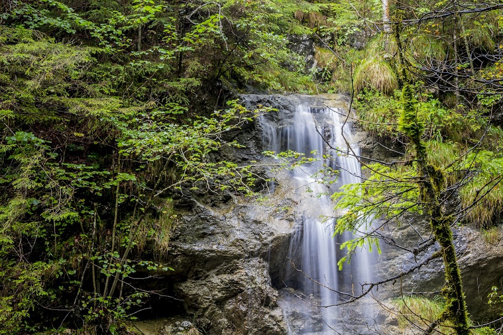 Eau Minérale Naturelle de Messerghine - مسرغين ماء معدني طبيعي | Zone industrielle numéro 1, Route du Lac, Misserghin 31180, Algeria | Phone: 0555 04 85 20