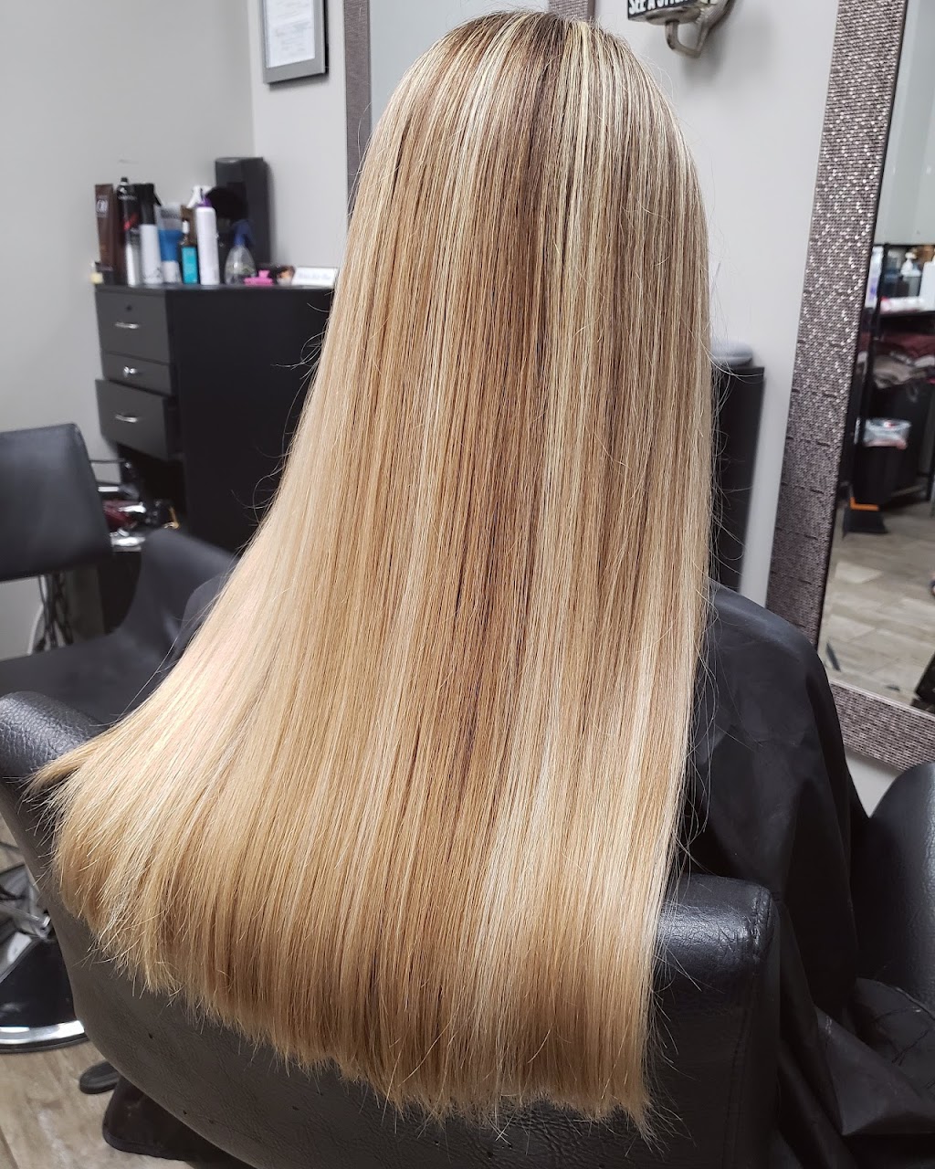 Hair By Kim | 3141 E Beardsley Rd Suite 130, Phoenix, AZ 85050, USA | Phone: (602) 527-1773