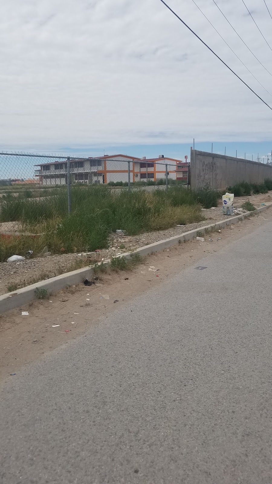 Technical secondary 97 | Calle Praderas del Sol, Cd Juárez, Chih., Mexico | Phone: 656 102 5607