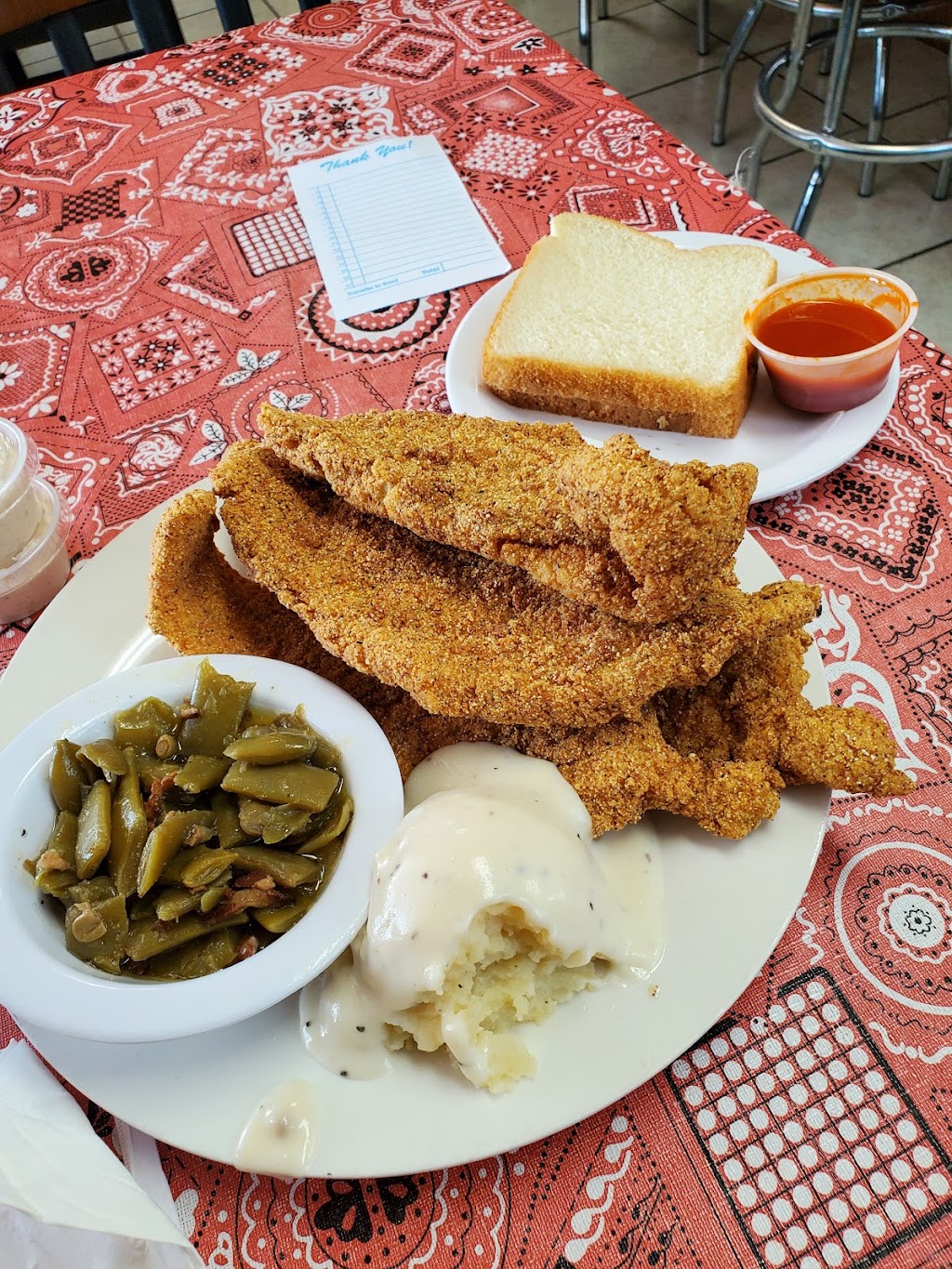 Buckys Cafe | 6177 2803, 2803 State Hwy 66, Caddo Mills, TX 75135, USA | Phone: (903) 527-4703