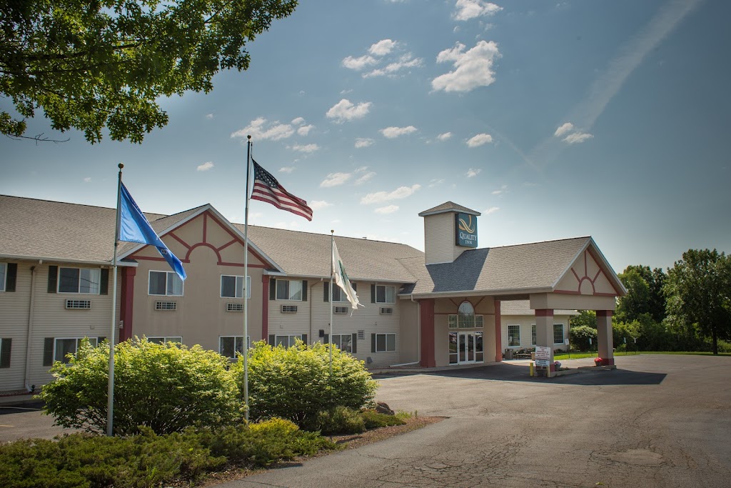 Quality Inn | 11102 N Goede Rd, Edgerton, WI 53534, USA | Phone: (608) 884-2118