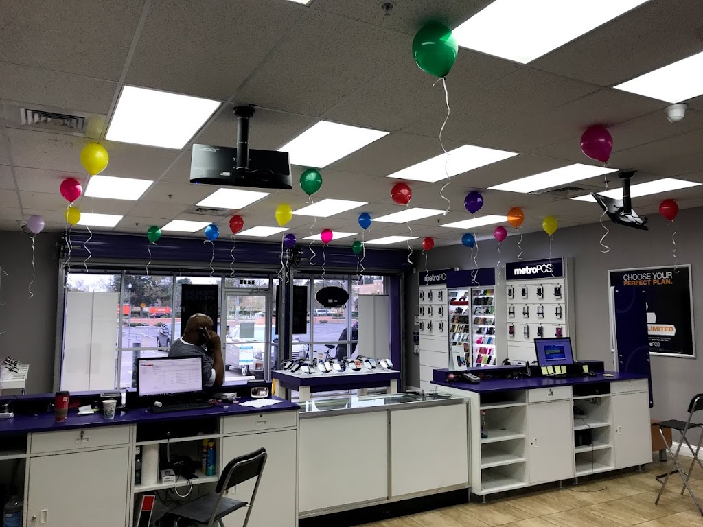 Metro by T-Mobile | 1766 22nd St S, St. Petersburg, FL 33712 | Phone: (727) 822-9161