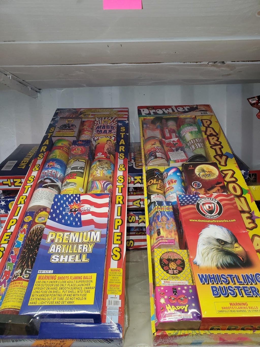 Debs Fireworks | 211 Co Rd 4220, Bonham, TX 75418, USA | Phone: (903) 583-5328