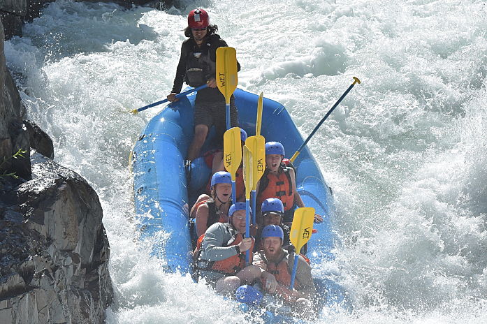 WET River Trips Middle Fork American River | 13384 Lincoln Way, Auburn, CA 95603, USA | Phone: (888) 723-8938