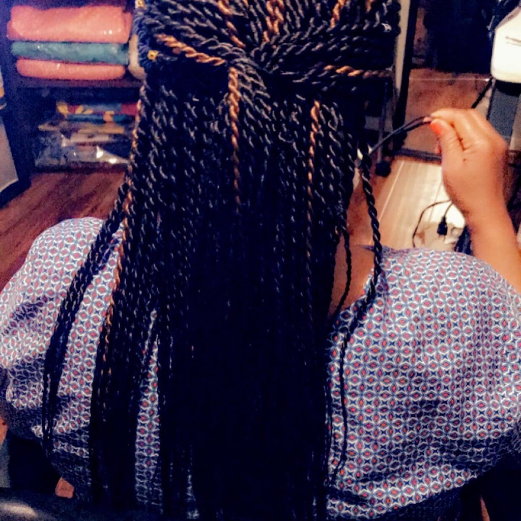 Wunmi African Hair Braiding And Weaving | 14235 Bissonnet St Apartment #68, Houston, TX 77083, USA | Phone: (281) 989-1582