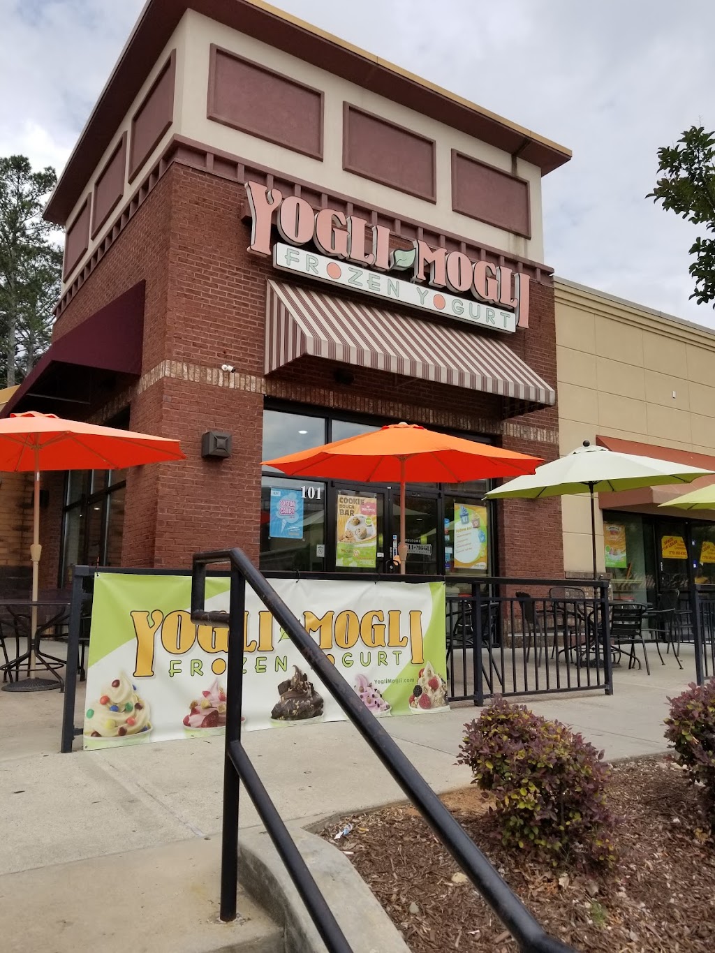 Yogli Mogli | 3000 Chapel Hill Rd Ste 101, Douglasville, GA 30135, USA | Phone: (678) 838-9000