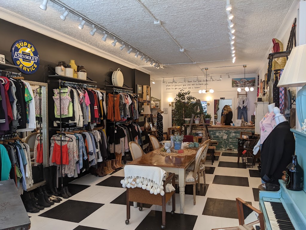 the marketplace by fofie & Mia | 248 Mill St, Greenwich, CT 06830, USA | Phone: (203) 531-6030
