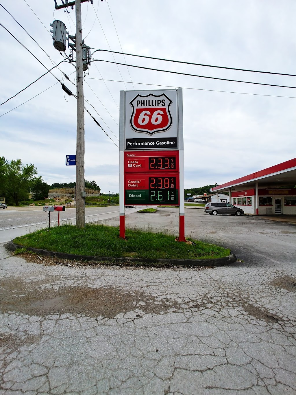 Phillips 66 | 1501 Commercial Blvd, Herculaneum, MO 63048, USA | Phone: (314) 652-7935