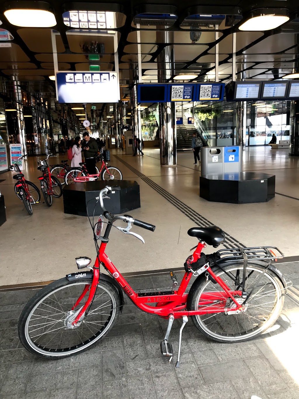 MacBike | Bike Rental Amsterdam | Central Station | De Ruijterkade 34, 1012 AA Amsterdam, Netherlands | Phone: 020 624 8391
