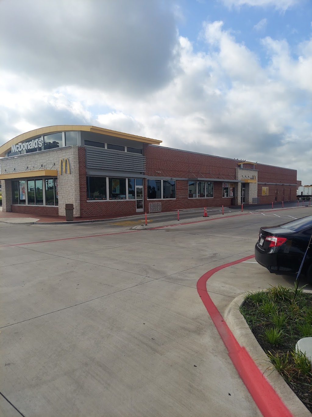 Burger King | 1950 Esters Rd, Irving, TX 75061, USA | Phone: (972) 870-7402