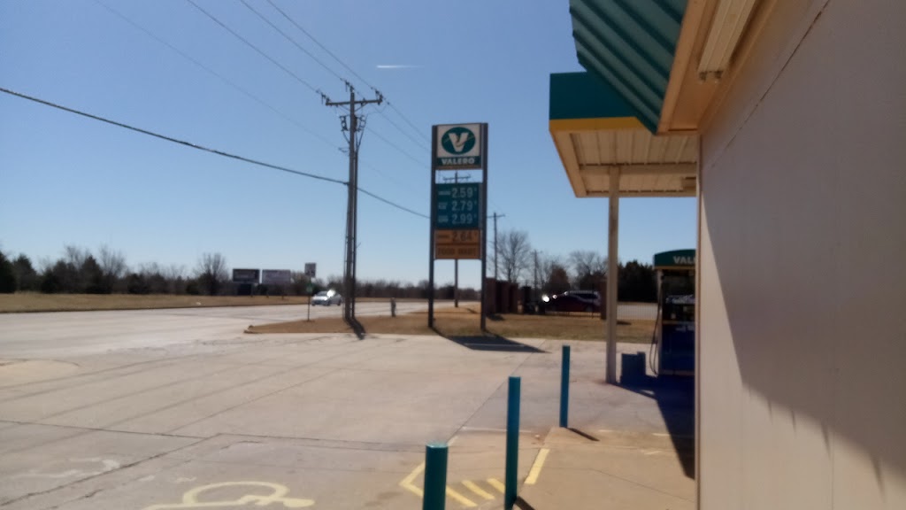 VALERO | 100 NW 122nd St, Oklahoma City, OK 73114, USA | Phone: (405) 751-0935