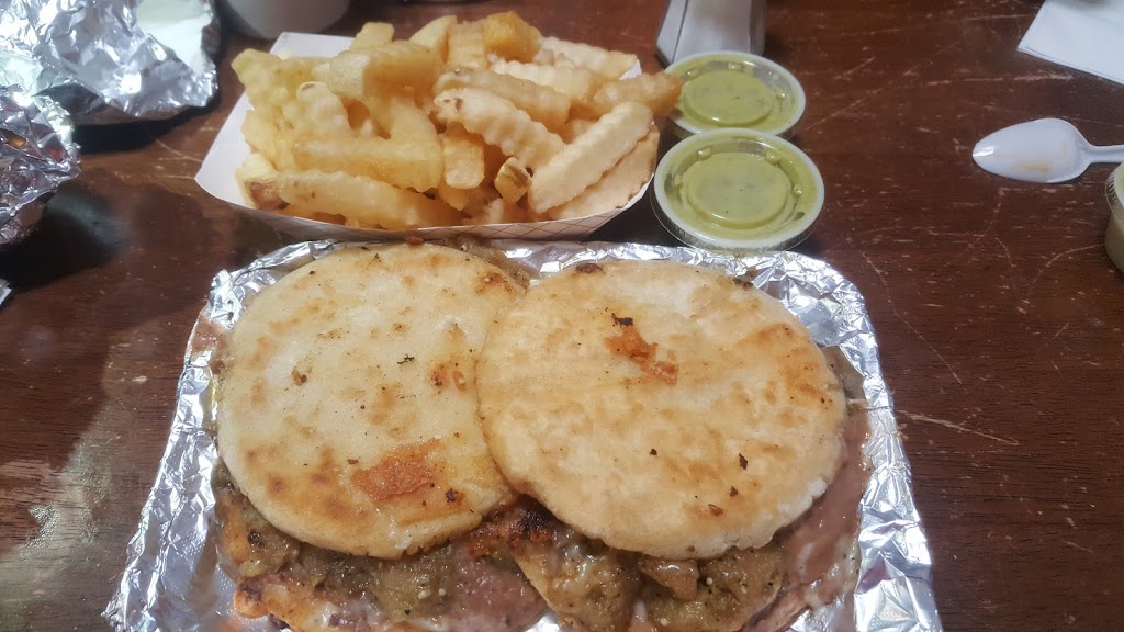 Castillo Taqueria | 930 Edgebrook Dr, Houston, TX 77034, USA | Phone: (281) 779-9280