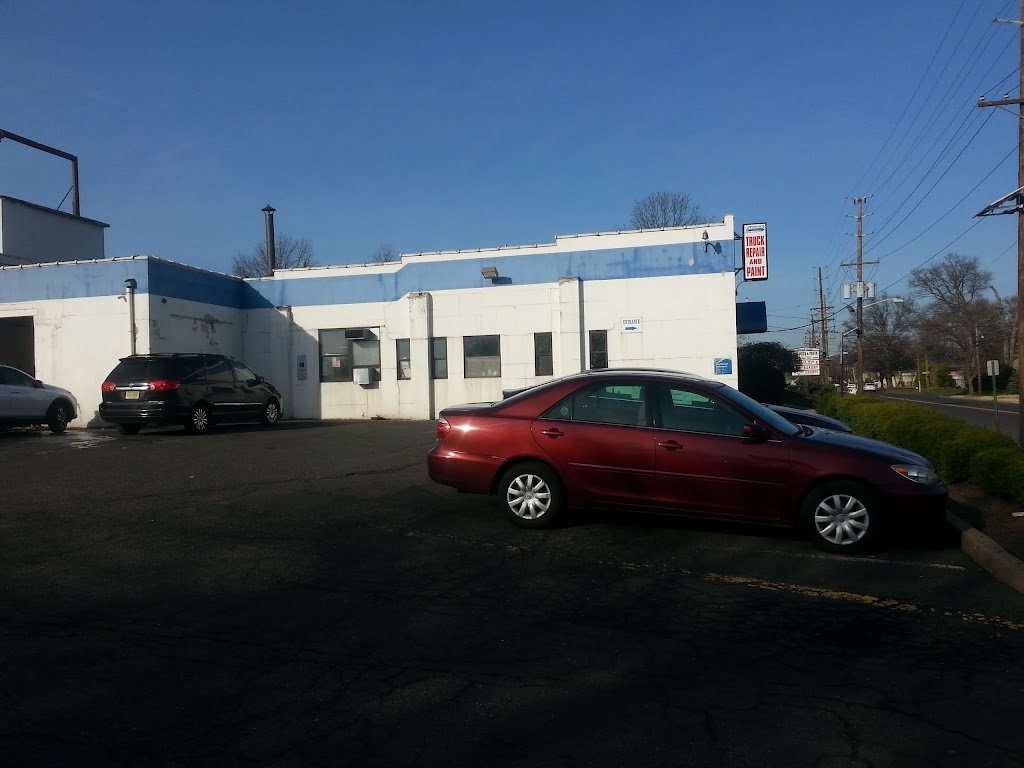 Maaco Auto Body Shop & Painting | 224 Lincoln Blvd, Middlesex, NJ 08846, USA | Phone: (732) 564-6314