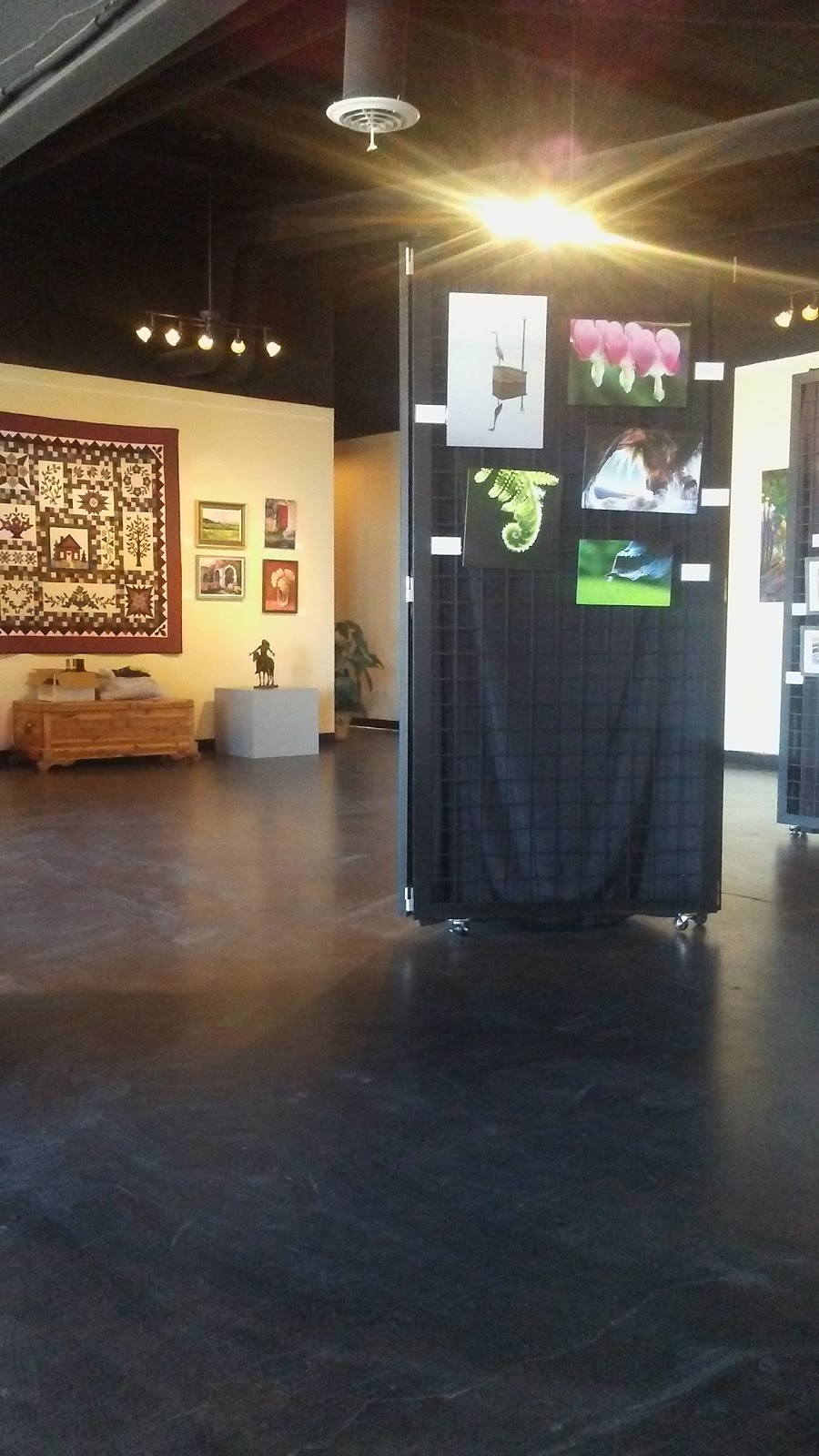 Gloss Gallery, Gift Shop, Events | 1581 Co Rd E East, Vadnais Heights, MN 55110, USA | Phone: (651) 330-0591