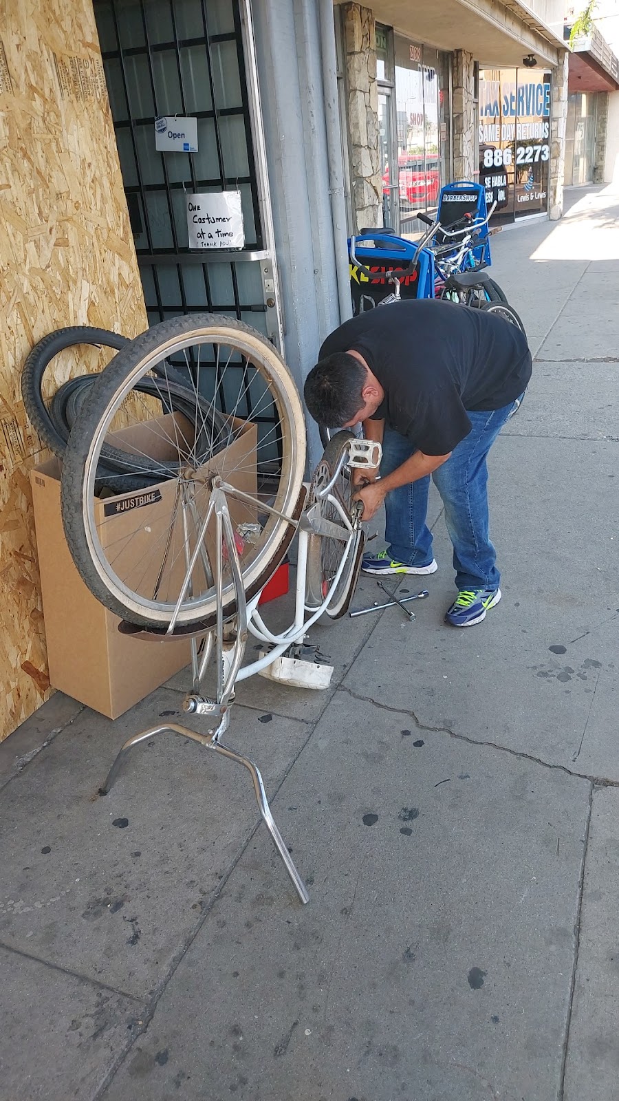 R&V BICYCLE & PARTS | 460 W Highland Ave, San Bernardino, CA 92405, USA | Phone: (909) 475-2453