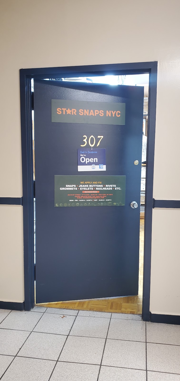 STAR SNAPS NYC | 262 W 38TH ST 3RD FL, STE 307, New York, NY 10018, USA | Phone: (646) 414-1212