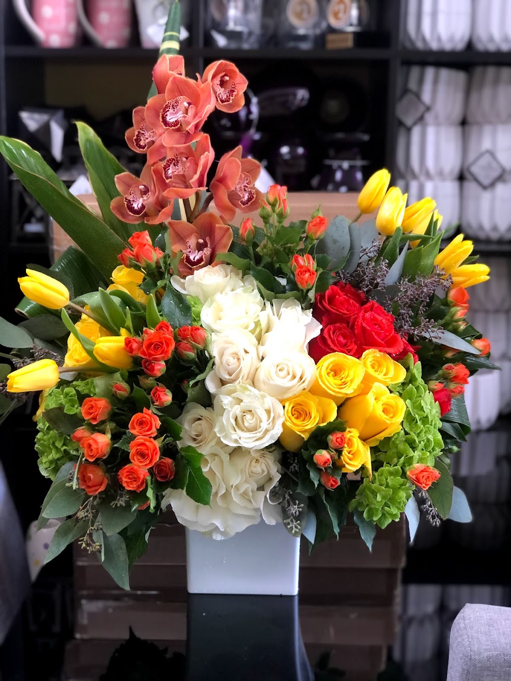 Princess Flowers | 3857 Foothill Blvd, Glendale, CA 91214, USA | Phone: (818) 542-6656