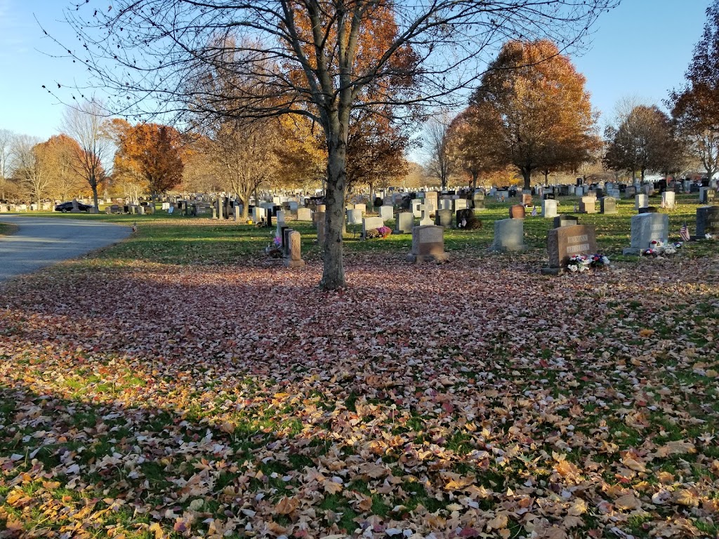 St. Mary Cemetery | 90 River Rd, Tewksbury, MA 01876, USA | Phone: (978) 851-2248