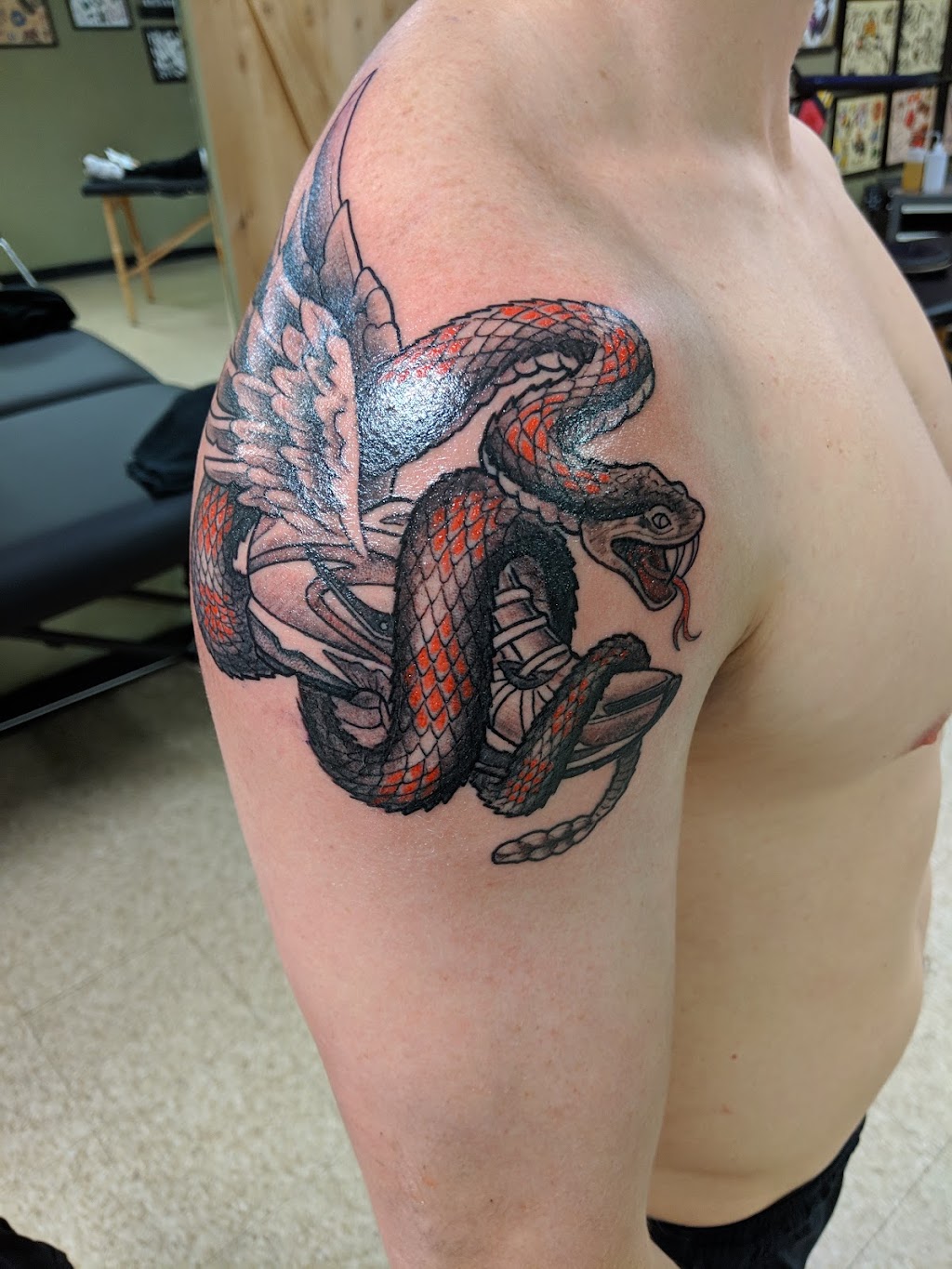 Patriots Body Art-Tattooing | 9931 Main St, Fairfax, VA 22031, USA | Phone: (703) 246-9446