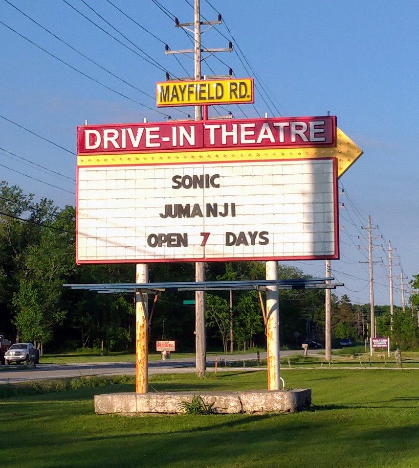 Mayfield Road Drive-In Theatre | 12100 State Rte 322, Chardon, OH 44024, USA | Phone: (440) 286-7173