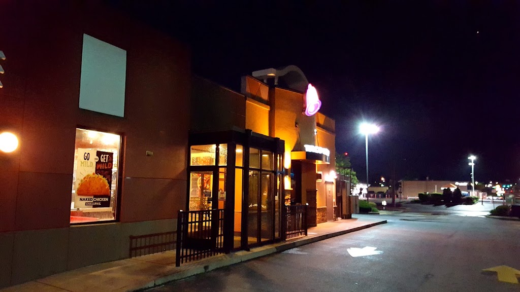 Taco Bell - restaurant  | Photo 8 of 8 | Address: 519 E Market St, West Chester, PA 19382, USA | Phone: (610) 436-9734