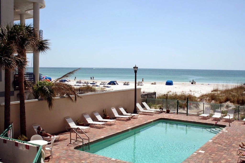 Vistas On the Gulf | 4000 Gulf Blvd, St Pete Beach, FL 33706, USA | Phone: (727) 367-2006