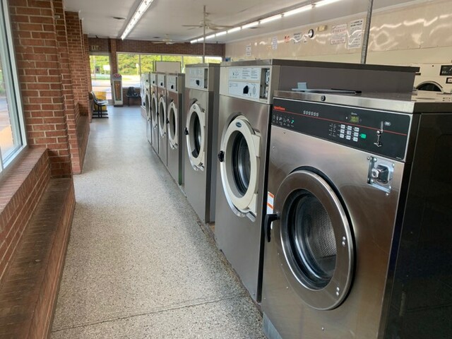 T & T Laundries, Inc. | 703 N Bickett Blvd, Louisburg, NC 27549, USA | Phone: (252) 438-3416