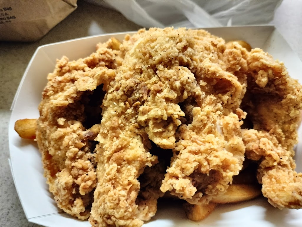 Krispy Krunchy Chicken | 7705 Parallel Pkwy, Kansas City, KS 66112, USA | Phone: (913) 287-6500