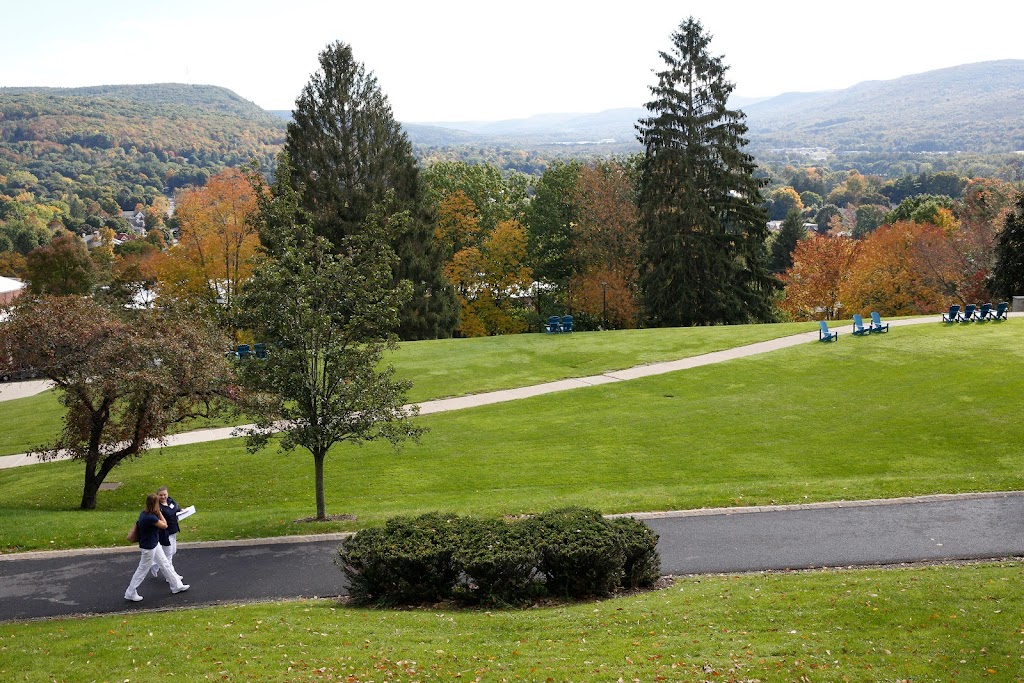 Hartwick College | 1 Hartwick Dr, Oneonta, NY 13820, USA | Phone: (607) 431-4000