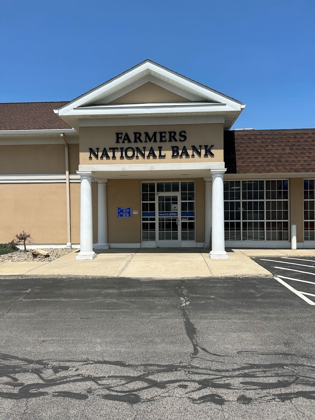 Farmers National Bank | 3619 S Meridian Rd, Youngstown, OH 44511, USA | Phone: (330) 793-3971