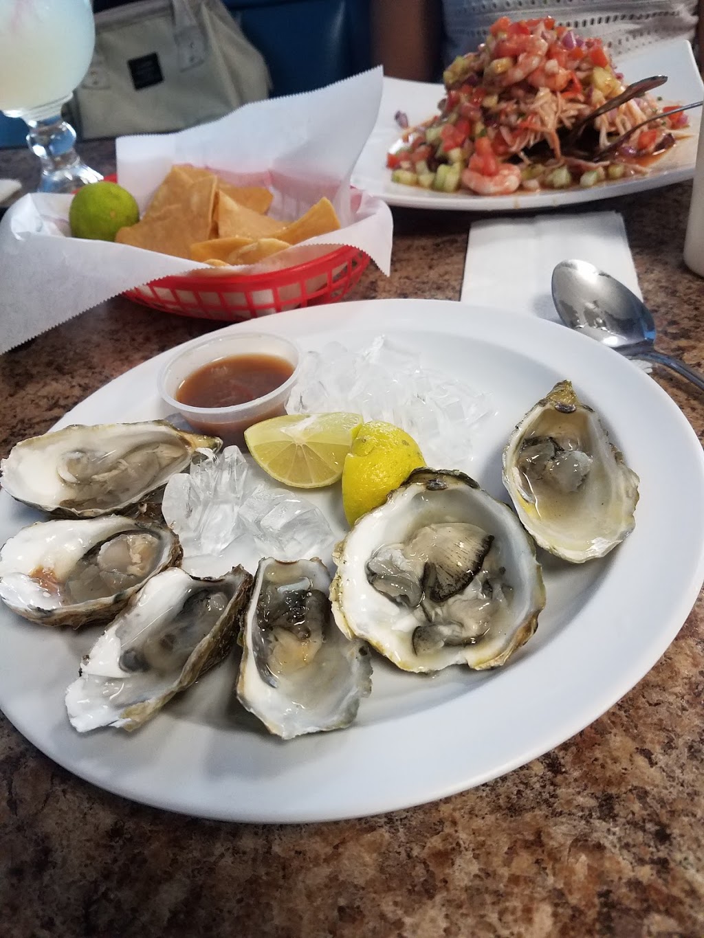 Mariscos Los Dorados | 8111 Rosecrans Ave, Paramount, CA 90723, USA | Phone: (562) 531-6200