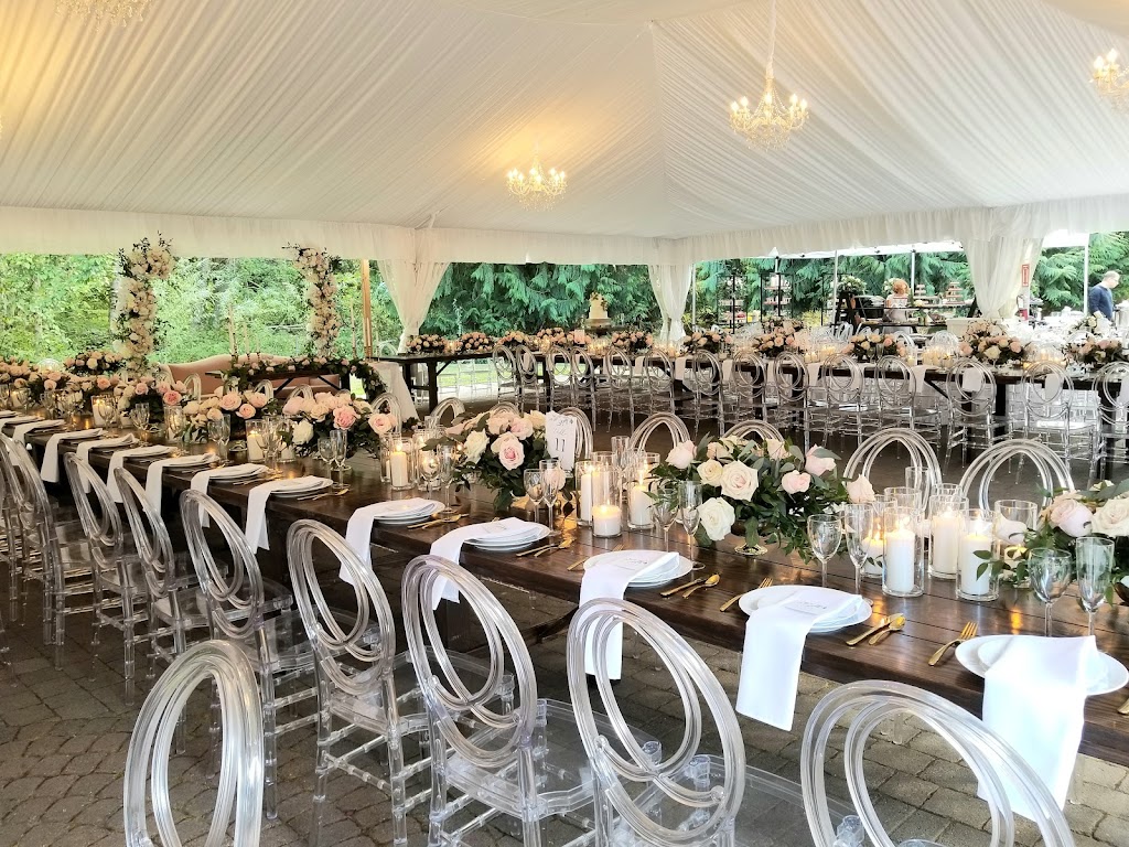 Wedding Florist and Chair Rentals. | 25411 Lake Fenwick Rd, Kent, WA 98032, USA | Phone: (253) 632-8059