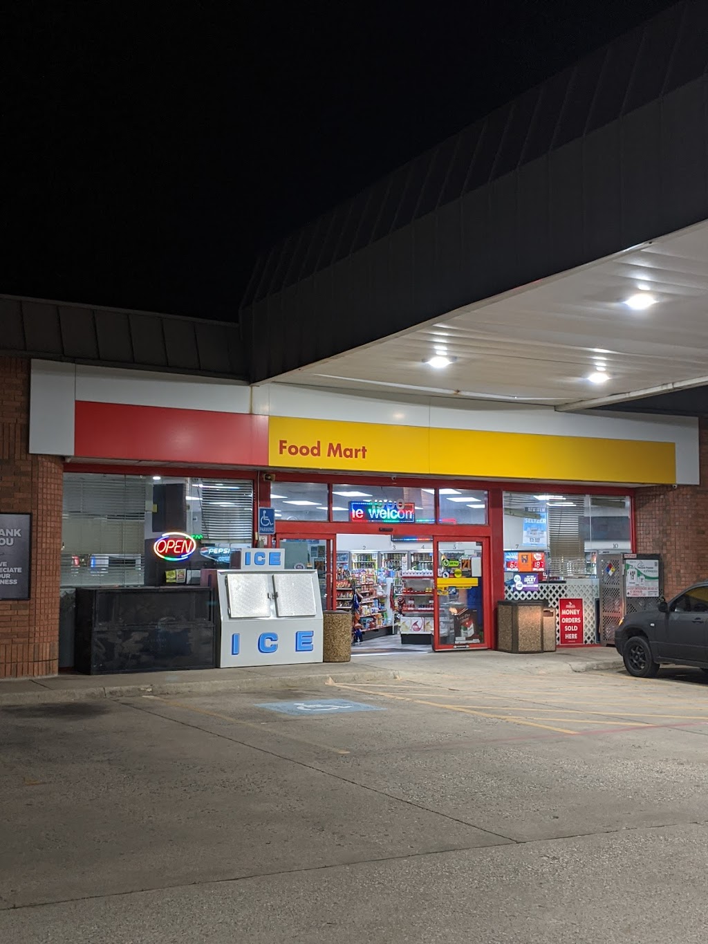 Shell | 1900 Norwood Dr, Hurst, TX 76054, USA | Phone: (817) 427-8900