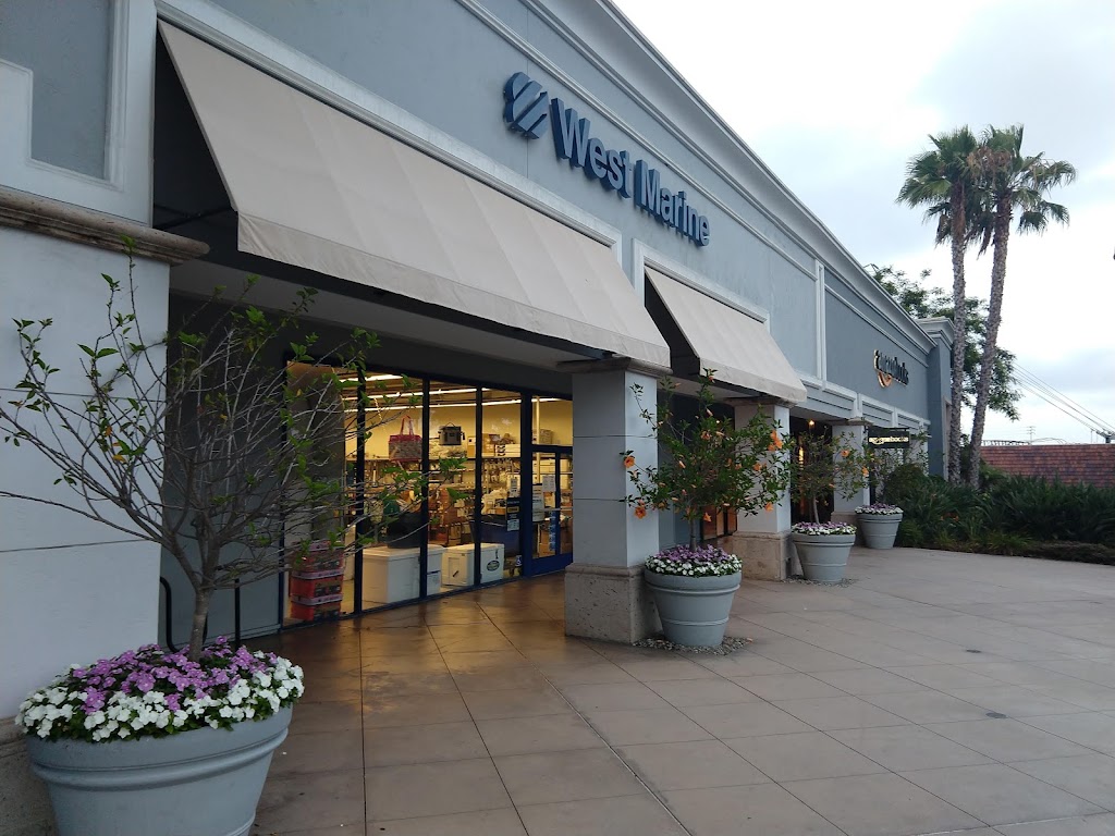 Waterside, Marina del Rey | 4700 Admiralty Way, Marina Del Rey, CA 90292, USA | Phone: (818) 637-8921