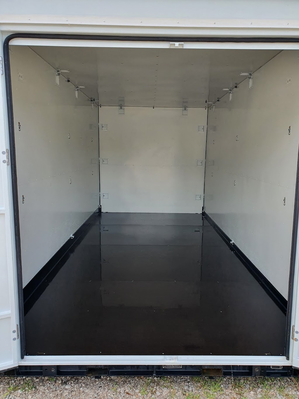 The Move Out Bin: Portable Storage Containers | 1295 Radcliff Ave, Windsor, ON N8P 1P2, Canada | Phone: (519) 566-3332