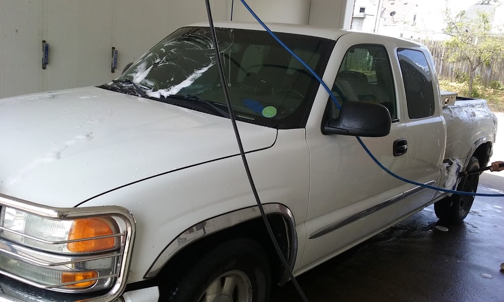 Samis Car Wash | 370 E New Circle Rd, Lexington, KY 40505, USA | Phone: (859) 429-2740